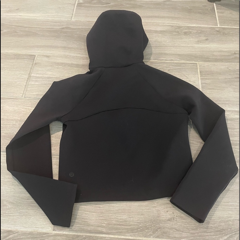 Lululemon Black Hoodie Crop Sweatshirt Spacer 2